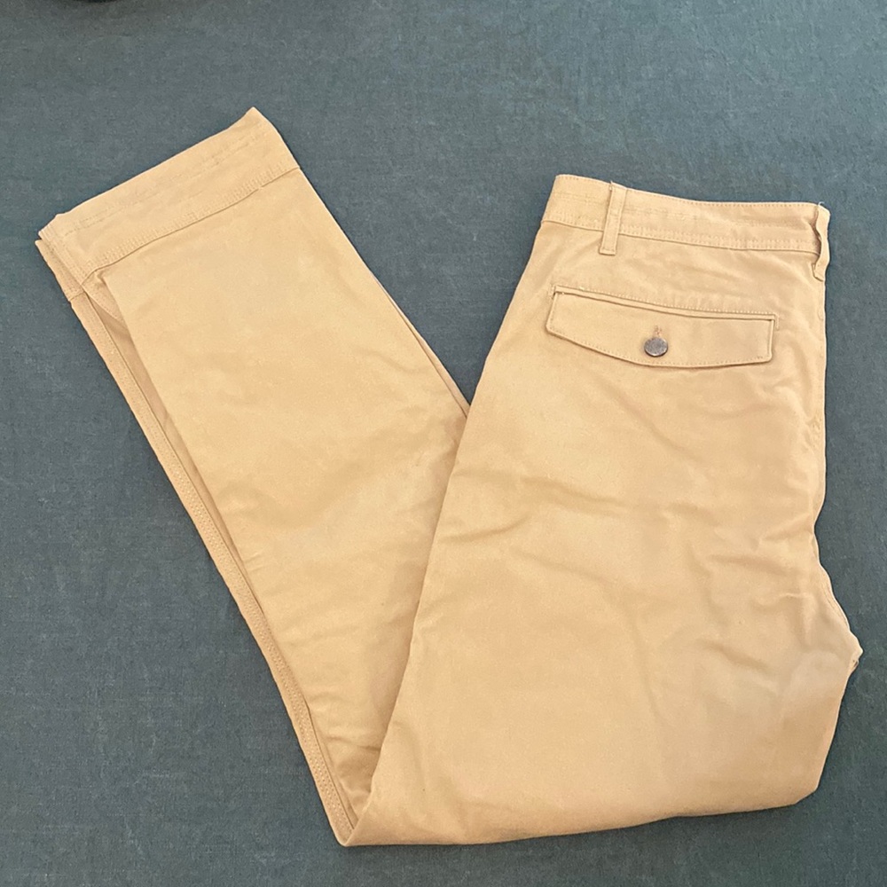 Men’s Khakis
